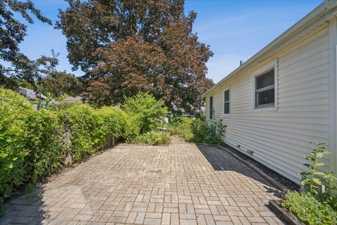 Tiny photo for 25 Mosedale Street, St. Charles, IL 60174 (MLS # 12745308)