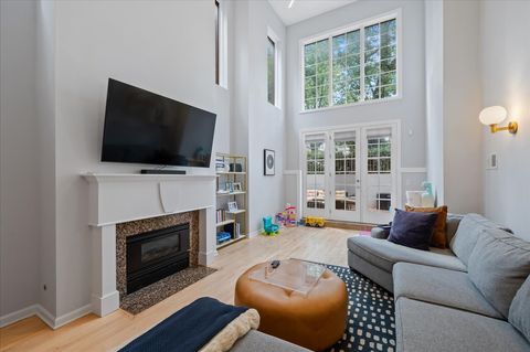 Tiny photo for 2140 W Haddon Avenue #1E, Chicago, IL 60622 (MLS # 12588387)