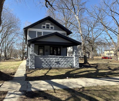 Photo of 1036 N Winnebago Street, Rockford, IL 61103 (MLS # 12587017)
