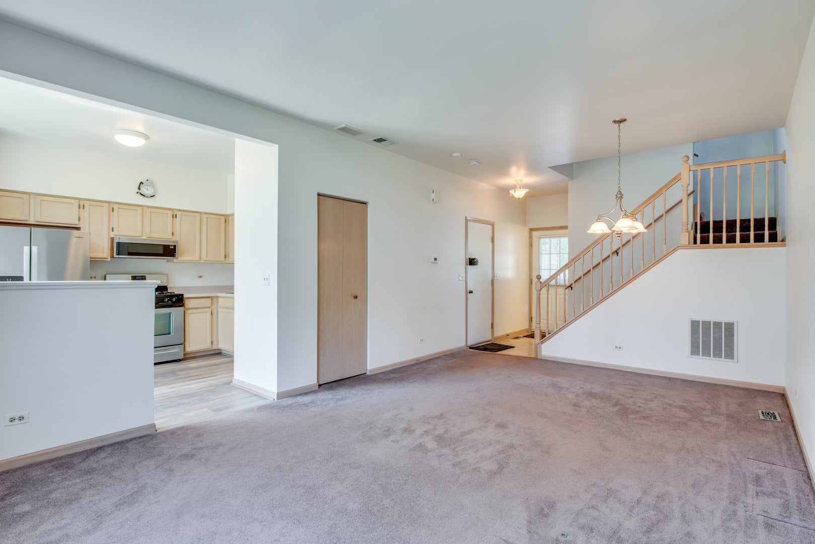 1216 Arapaho Court 1216