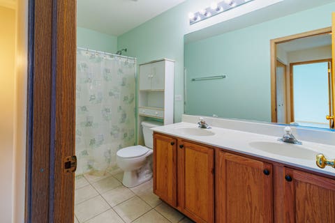 Tiny photo for 21537 Vesper Street, Crest Hill, IL 60403 (MLS # 12653163)