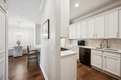Tiny photo for 560 W Fulton Street #303, Chicago, IL 60661 (MLS # 12430683)