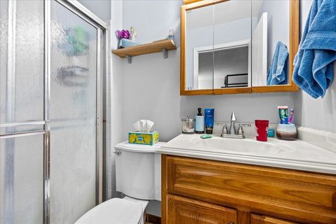 Tiny photo for 1052 Southbury Lane #B1, Wheeling, IL 60090 (MLS # 12588102)