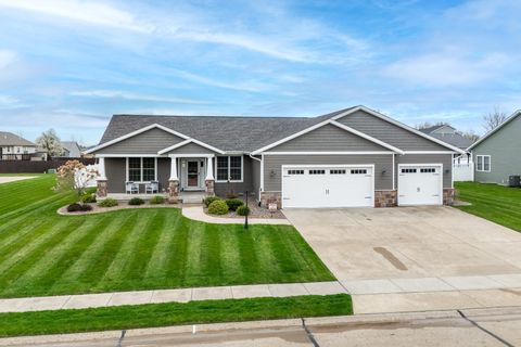 Photo of 339 Hillside Drive, Eldridge, IA 52748 (MLS # 12609251)