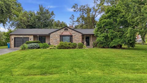 Photo of 7455 W 125th Street, Palos Heights, IL 60463 (MLS # 12703247)