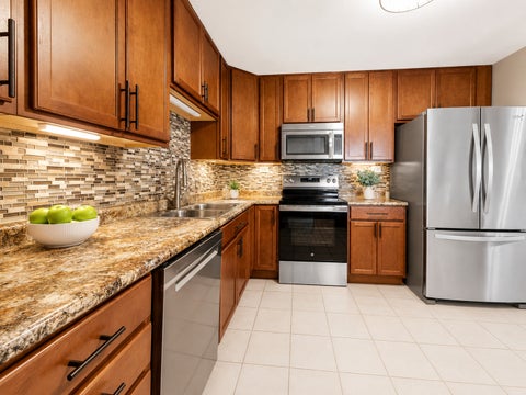 Tiny photo for 375 Plum Creek Drive #312, Wheeling, IL 60090 (MLS # 12774922)