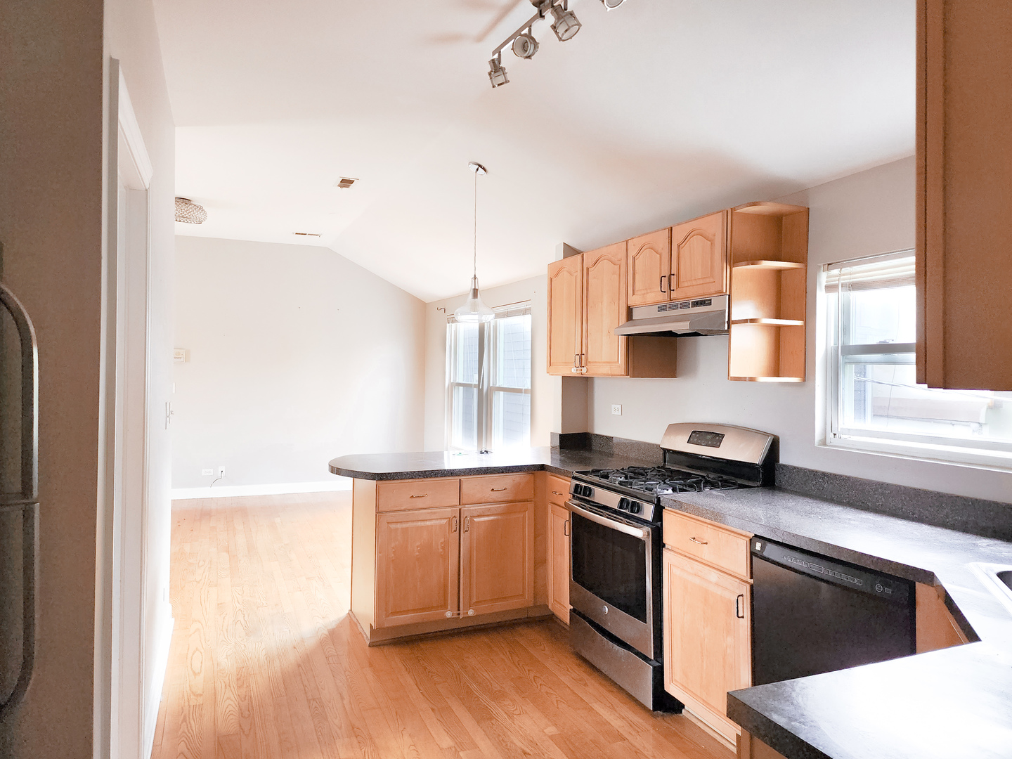 1634 W Huron Street 2R