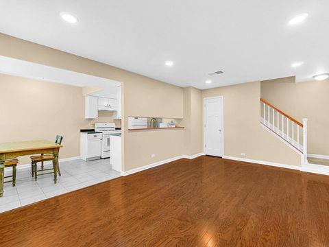 Tiny photo for 416 Manor Court #B, New Lenox, IL 60451 (MLS # 12469495)
