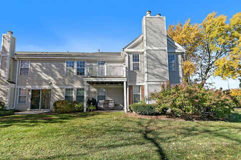 Tiny photo for 323 Green Knoll Lane #323, Streamwood, IL 60107 (MLS # 12546445)