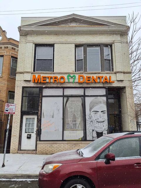 2746 W Fullerton Avenue Chicago IL 60647