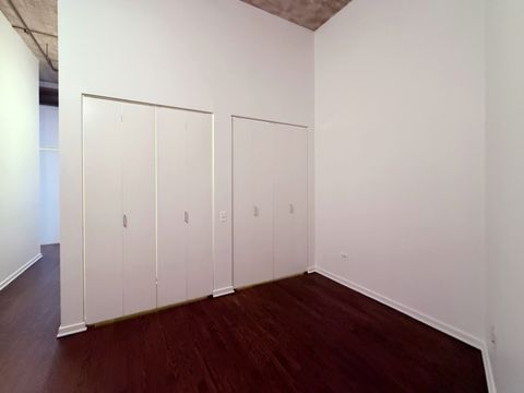 Tiny photo for 900 N KINGSBURY Street #835, Chicago, IL 60610 (MLS # 12449120)