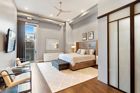 Tiny photo for 2411 W Walton Street #2B, Chicago, IL 60622 (MLS # 12500316)