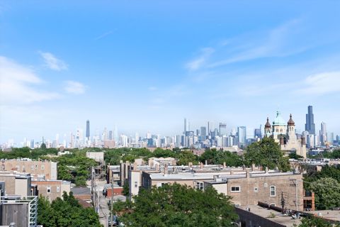 Tiny photo for 2411 W Walton Street #2B, Chicago, IL 60622 (MLS # 12500316)