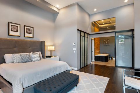 Tiny photo for 2411 W Walton Street #2B, Chicago, IL 60622 (MLS # 12500316)