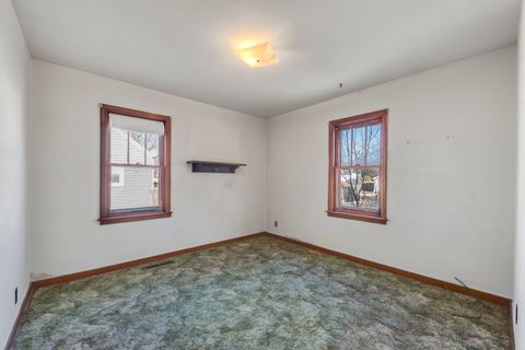 Tiny photo for 640 S McKinley Avenue, Kankakee, IL 60901 (MLS # 12514449)
