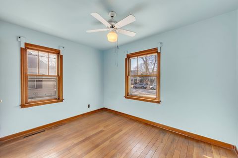 Tiny photo for 640 S McKinley Avenue, Kankakee, IL 60901 (MLS # 12514449)