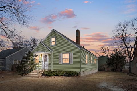 Photo of 640 S McKinley Avenue, Kankakee, IL 60901 (MLS # 12514449)