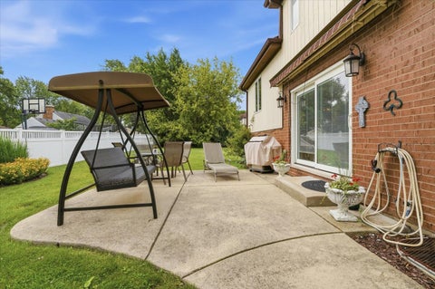Tiny photo for 1615 N Dale Avenue, Arlington Heights, IL 60004 (MLS # 12700627)