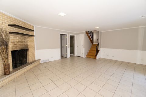 Tiny photo for 756 W Millers Road, Des Plaines, IL 60016 (MLS # 12554931)