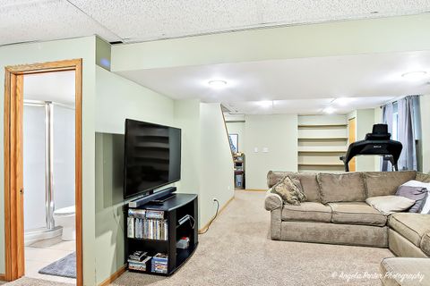 Tiny photo for 464 Ashford Lane, Grayslake, IL 60030 (MLS # 12538175)