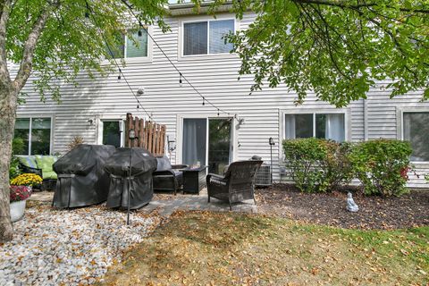 Tiny photo for 284 Nicole Drive #C, South Elgin, IL 60177 (MLS # 12487490)