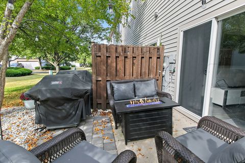 Tiny photo for 284 Nicole Drive #C, South Elgin, IL 60177 (MLS # 12487490)