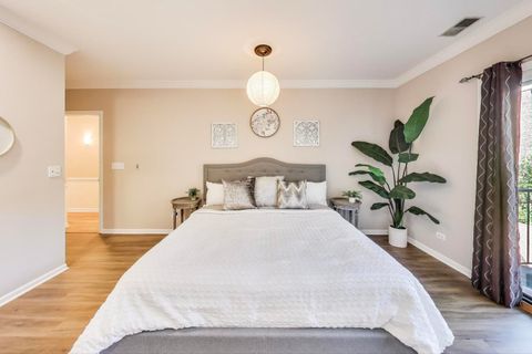 Tiny photo for 632 W Buckingham Place #2E, Chicago, IL 60657 (MLS # 12481493)
