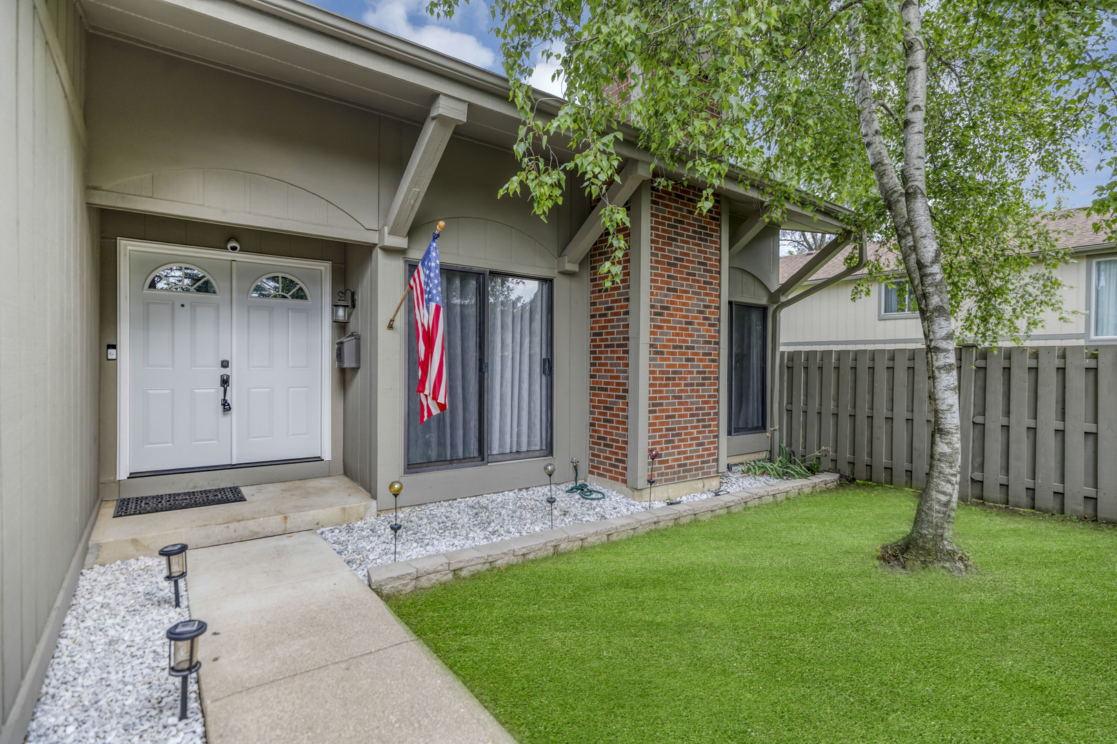 755 N Woodfield Trail