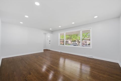 Tiny photo for 16560 Greenwood Avenue, South Holland, IL 60473 (MLS # 12634360)