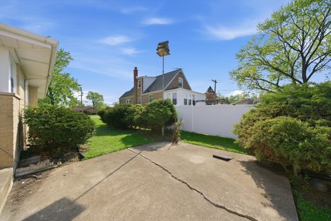 Tiny photo for 16560 Greenwood Avenue, South Holland, IL 60473 (MLS # 12634360)