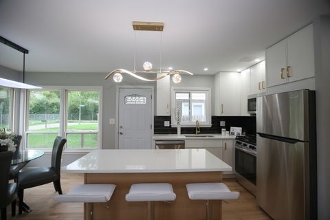 Tiny photo for 728 N Parker Street, Elmhurst, IL 60126 (MLS # 12451565)
