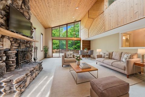 Tiny photo for 12811 S 82nd Court, Palos Park, IL 60464 (MLS # 12434963)