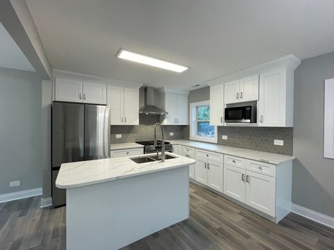 Tiny photo for 5547 S Peck Avenue, Countryside, IL 60525 (MLS # 12482921)