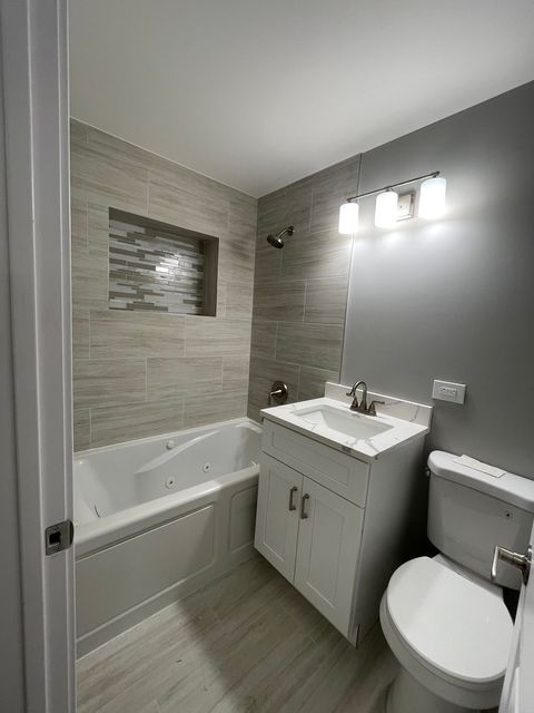 Tiny photo for 5547 S Peck Avenue, Countryside, IL 60525 (MLS # 12482921)