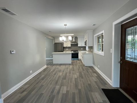 Tiny photo for 5547 S Peck Avenue, Countryside, IL 60525 (MLS # 12482921)