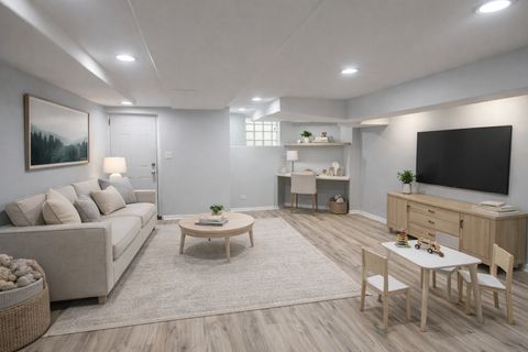 Tiny photo for 4937 S Prairie Avenue, Chicago, IL 60615 (MLS # 12546229)