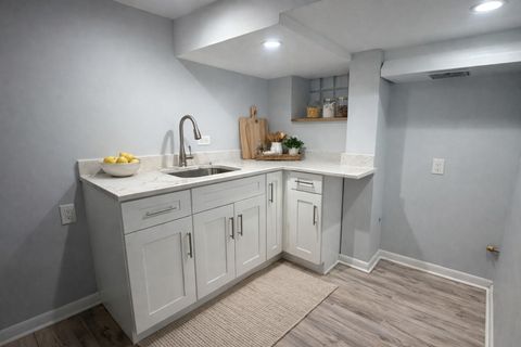 Tiny photo for 4937 S Prairie Avenue, Chicago, IL 60615 (MLS # 12546229)