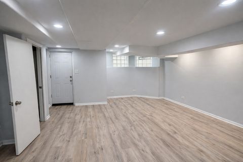 Tiny photo for 4937 S Prairie Avenue, Chicago, IL 60615 (MLS # 12546229)