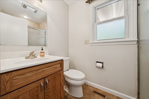 Tiny photo for 10N906 Hidden Lakes Drive, Elgin, IL 60124 (MLS # 12474235)