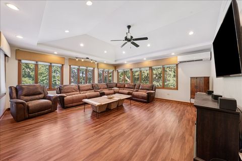 Tiny photo for 10N906 Hidden Lakes Drive, Elgin, IL 60124 (MLS # 12474235)