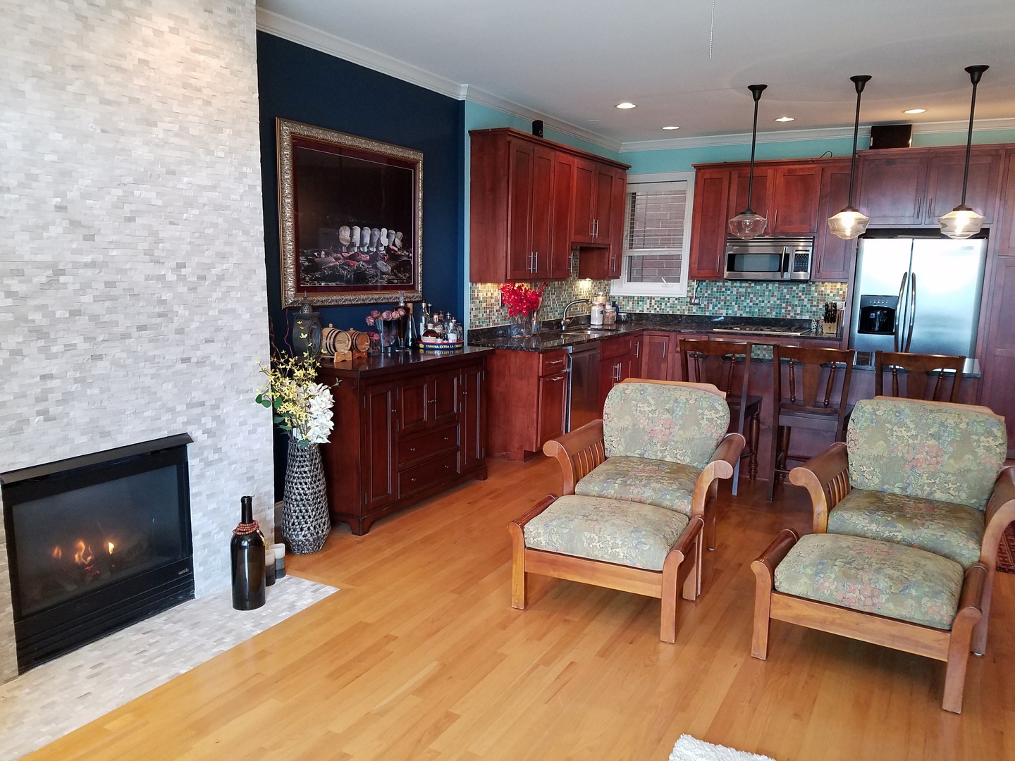 5053 N CLARK Street 3N