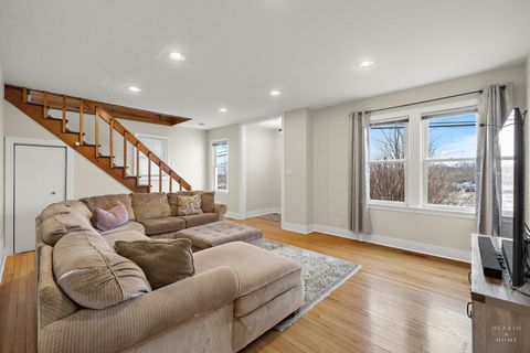 Tiny photo for 15 W Woodstock Street, Crystal Lake, IL 60014 (MLS # 12572265)