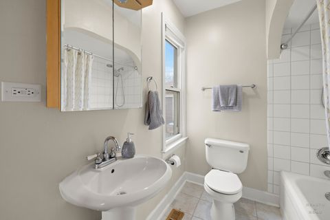 Tiny photo for 15 W Woodstock Street, Crystal Lake, IL 60014 (MLS # 12572265)