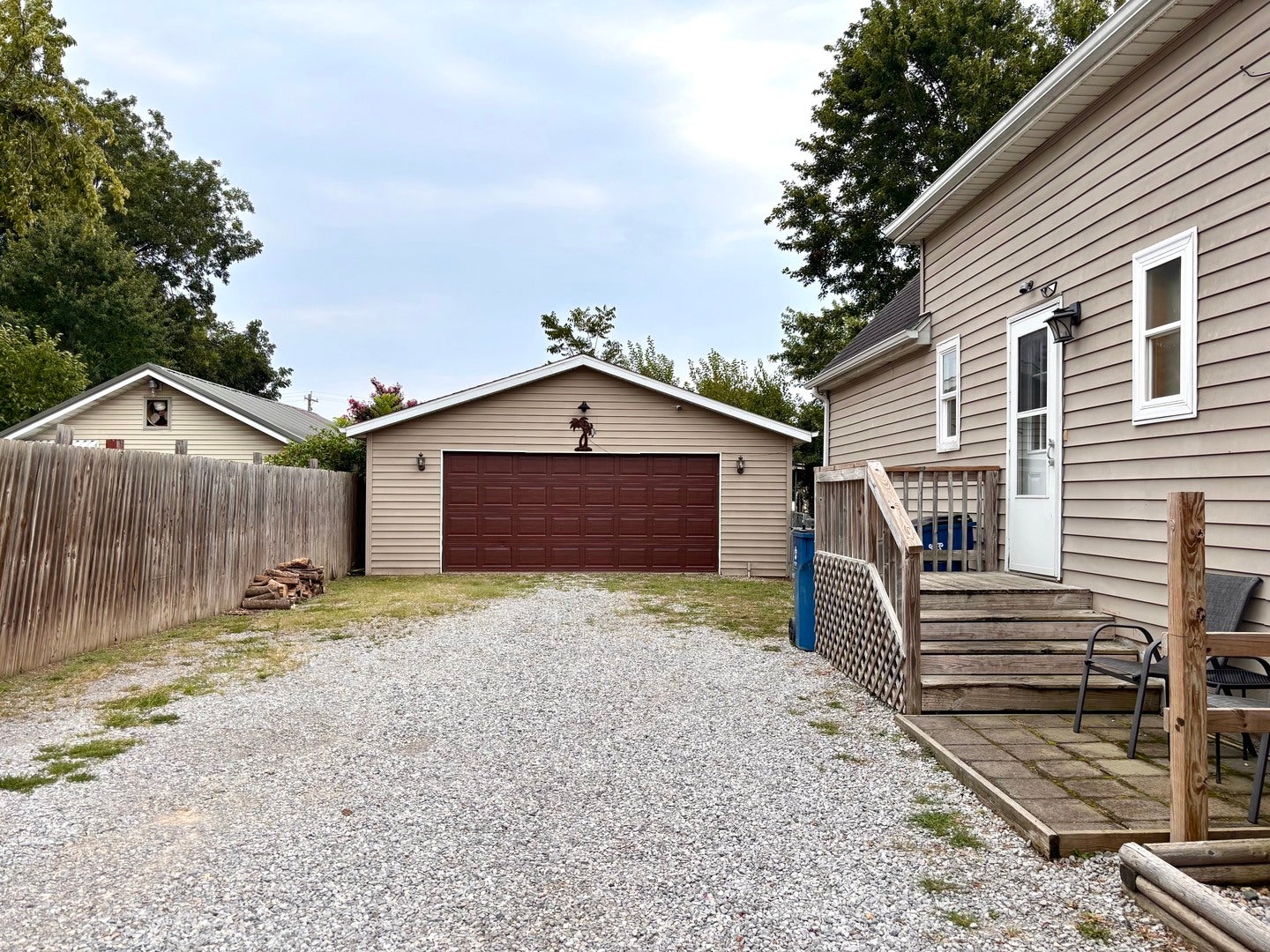 302 N Emma Street