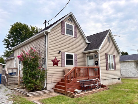 Tiny photo for 302 N Emma Street, Christopher, IL 62822 (MLS # 12730369)