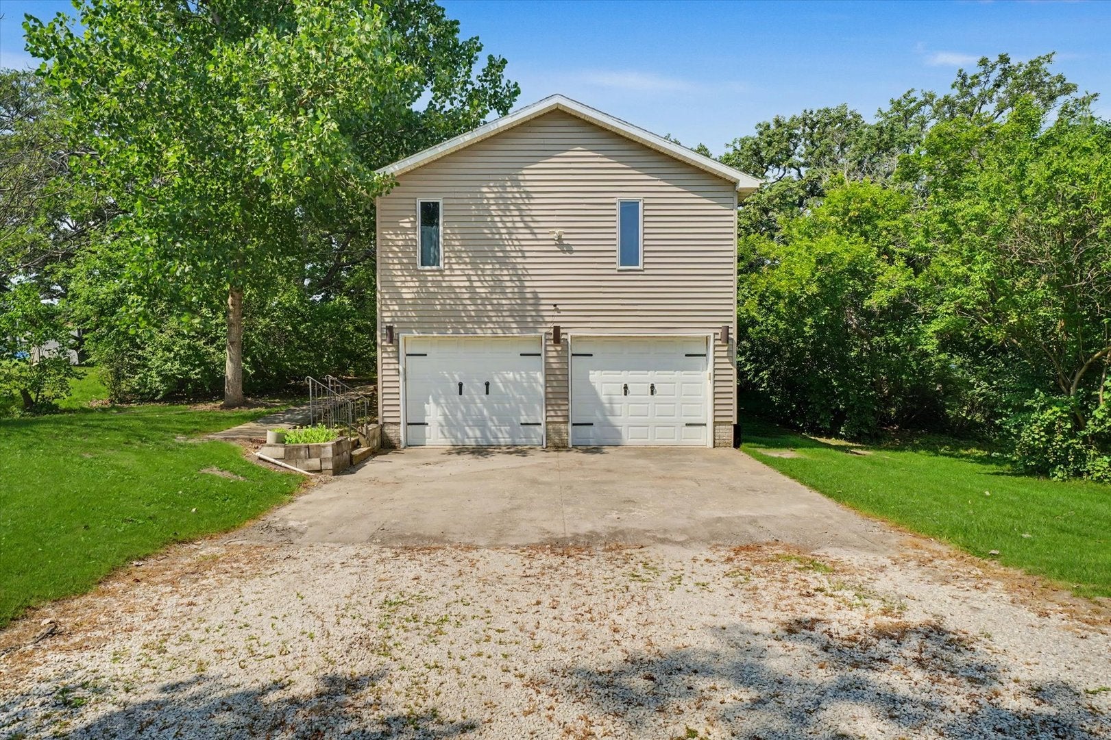 162 Iroquois Trail