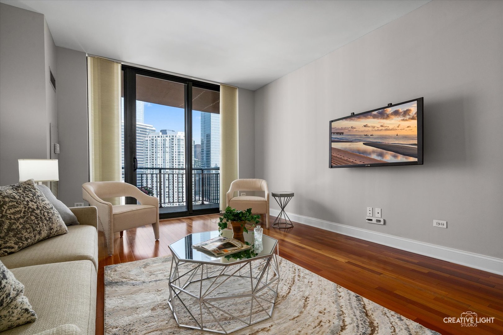 330 N Jefferson Street 2102