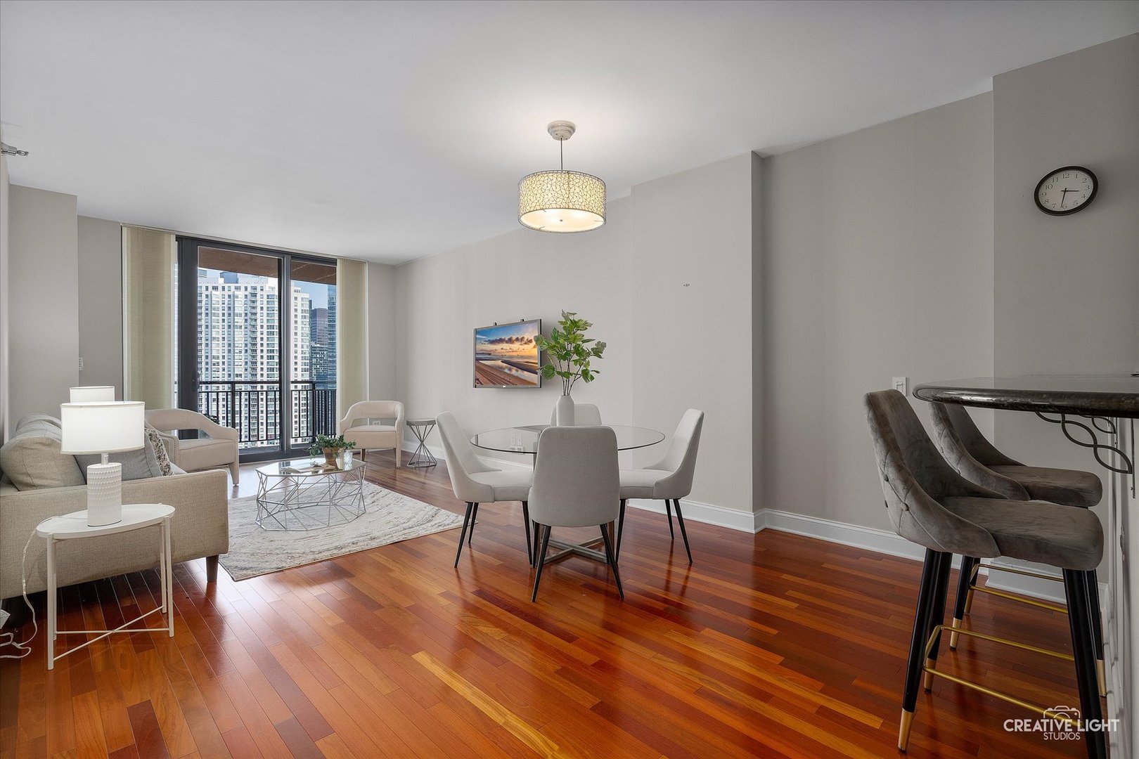 330 N Jefferson Street 2102
