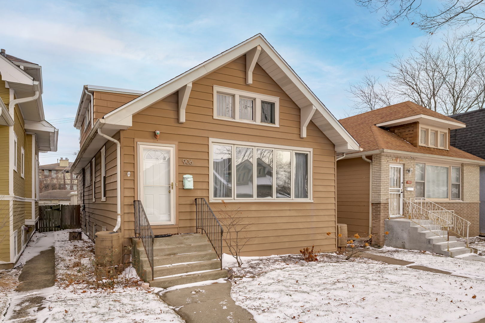 906 N Humphrey Avenue