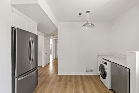 Tiny photo for 6104 S Dorchester Avenue #2S, Chicago, IL 60637 (MLS # 12530395)